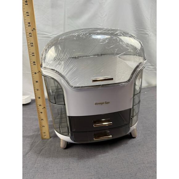 NIB Multi Compartment Makeup Storage Box - Picture 4 of 4